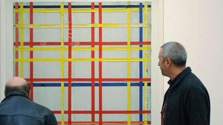 Un famoso cuadro de Mondrian se exhibió al revés por 77 años