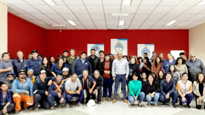 Bono de 15 mil pesos para empleados de Cañadón Seco