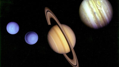 Gigantes Gaseosos, Júpiter, Saturno, TRELEW