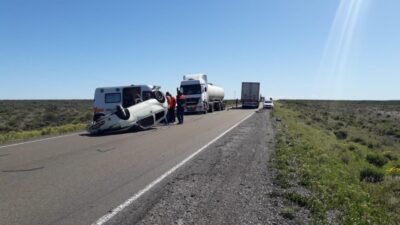 Una mujer murió tras volcar en Ruta 3