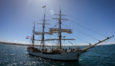 Madryn: Amarró el velero Europa