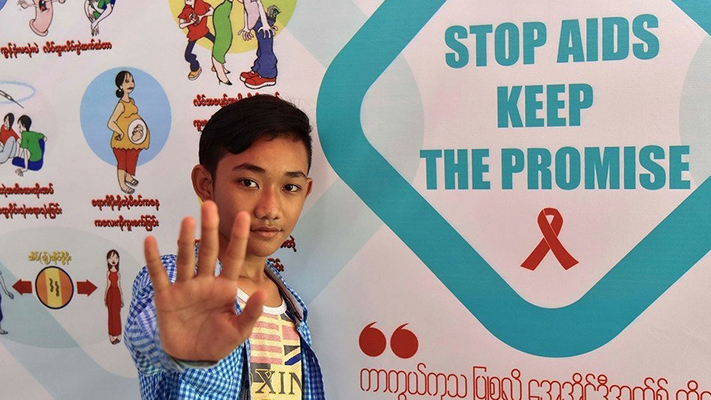 Casi tres millones de jóvenes sufren por el retraso de los tratamientos contra el VIH