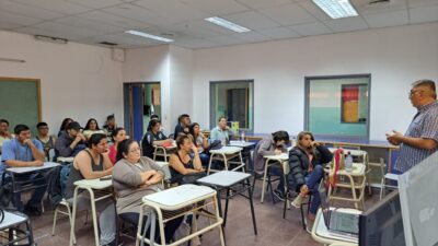 Defensa al consumidor, educación, TRELEW