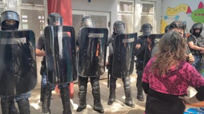abuso a menores, denuncia a docente, escuela 406