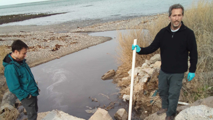 Las pesqueras de Santa Cruz usan agua de mar en vez de agua potable como en Madryn