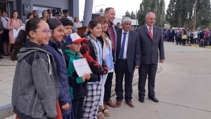 Inauguración de obras, entrega de aportes y firma de convenios