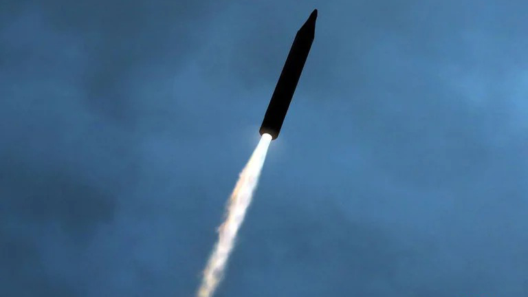 Corea del Norte lanzó dos nuevos misiles, en un año récord de pruebas