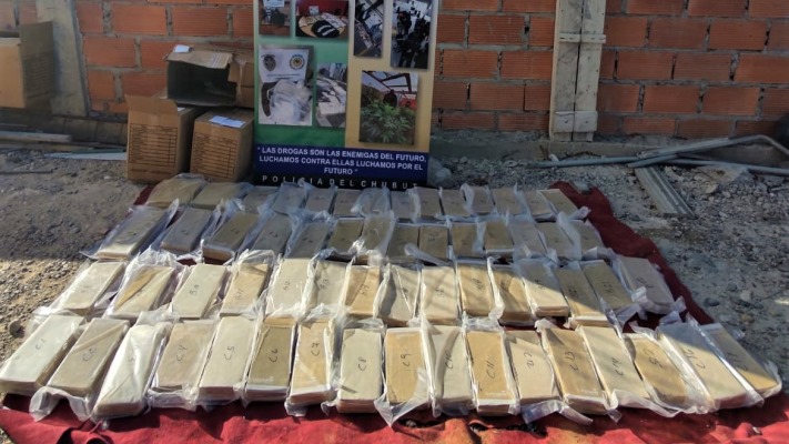 En Madryn secuestraron 200 dosis de cocaína, 70 kilos de marihuana y 1 millón de pesos