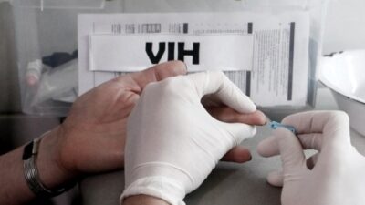 Pacientes de VIH le exigen a Pettovello y Russo que no falte la medicación