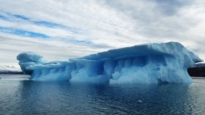 Se desprendió otro iceberg gigante de la Antártida