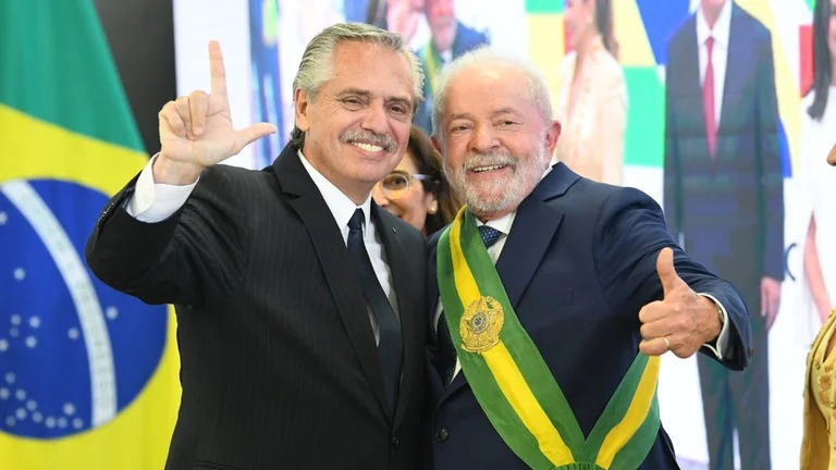 Alberto Fernández y Lula da Silva se reúnen para acordar agenda