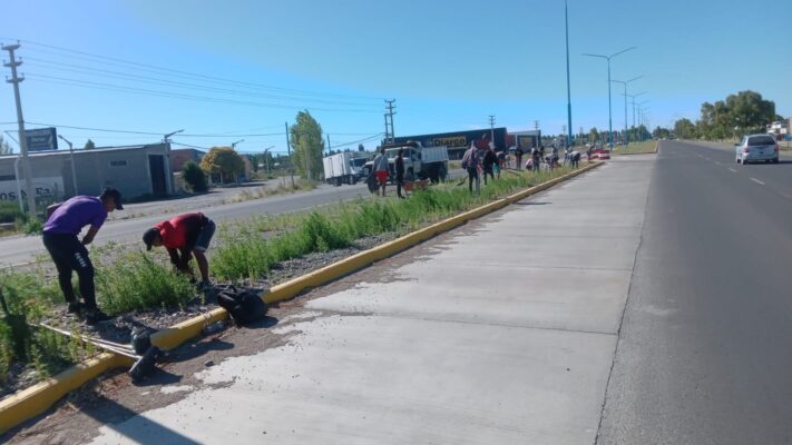 Buscan la erradicación de mini basurales, limpieza y desmalezamiento
