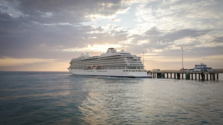 Etiquetas: cruceros, Madryn, verano, Viking Jupiter