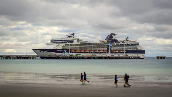 buque, CELEBRITY INFINITY, cruceros, Madryn