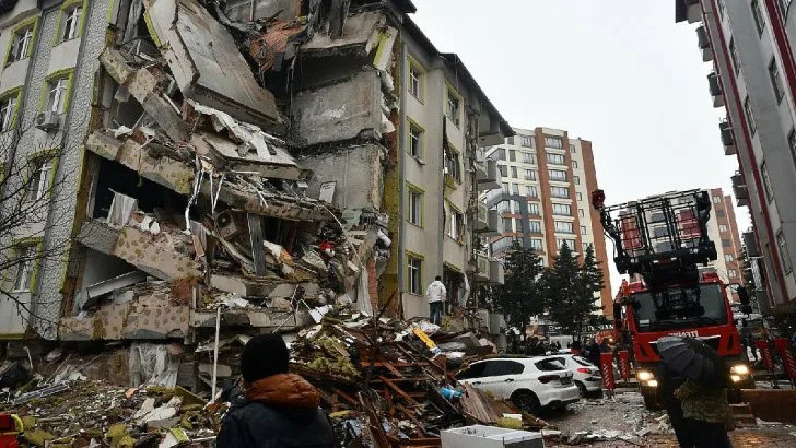 Más de 5.000 muertos en Turquía y Siria tras el terremoto