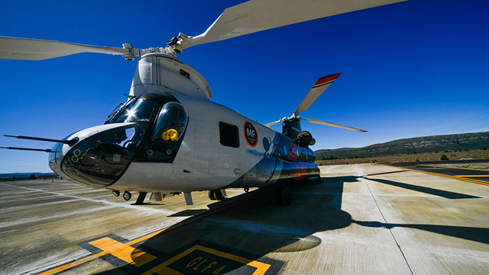 Nación aportó un helicóptero Chinook para combatir el incendio en Los Alerces