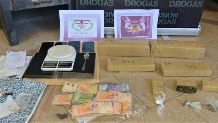 Policía del Chubut sacó de circulación drogas y armas en un intenso operativo