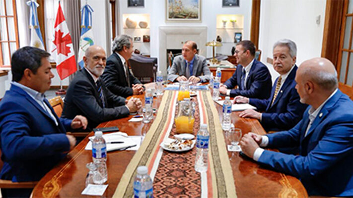 Etiquetas: Alberta, canada, embajador, Neuquén, Omar Gutiérrez, Reid Sirrs