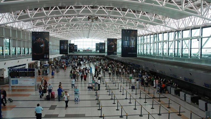detención, embarazadas, Ezeiza, Migraciones, mujeres, nacimientos, Rusia, turistas