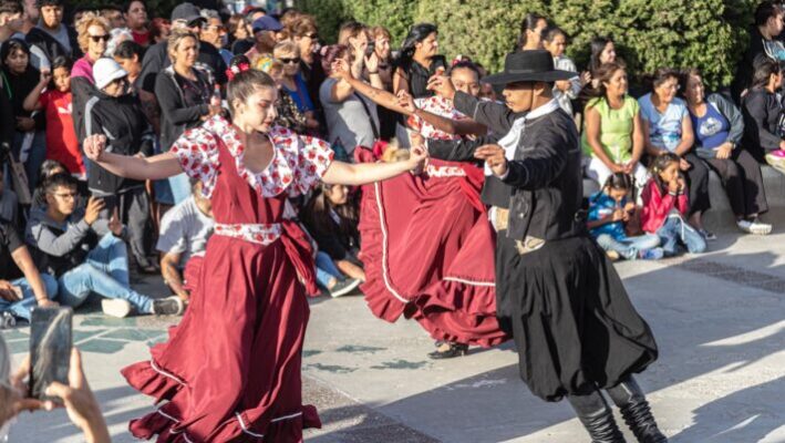 Cierre de la Fiesta del Damasco en el Barrio Laprida
