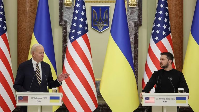 Joe Biden visitó Kiev y prometió más ayuda militar