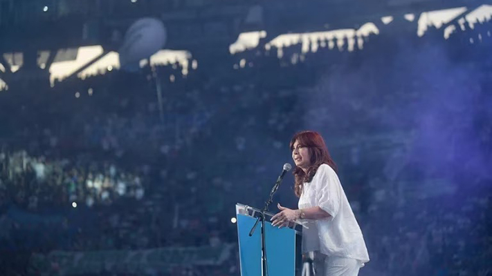 Cristina Fernández de Kirchner fue sobreseída en la causa de la “Ruta del dinero K”