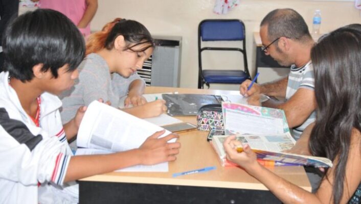 APOYO ESCOLAR, BIOLOGÍA, contabilidad, FISICOQUIMICA, GEOGRAFIA, historia, inglés, LENGUA, matematica, Municipalidad de Trelew