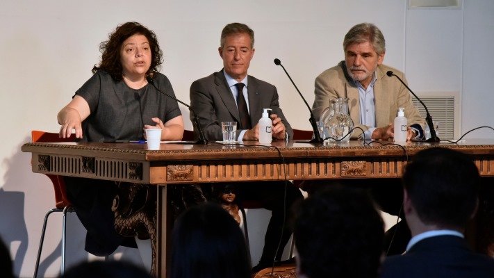 Vacuna argentina contra el Covid: convocan a 2.014 voluntarios para testearla