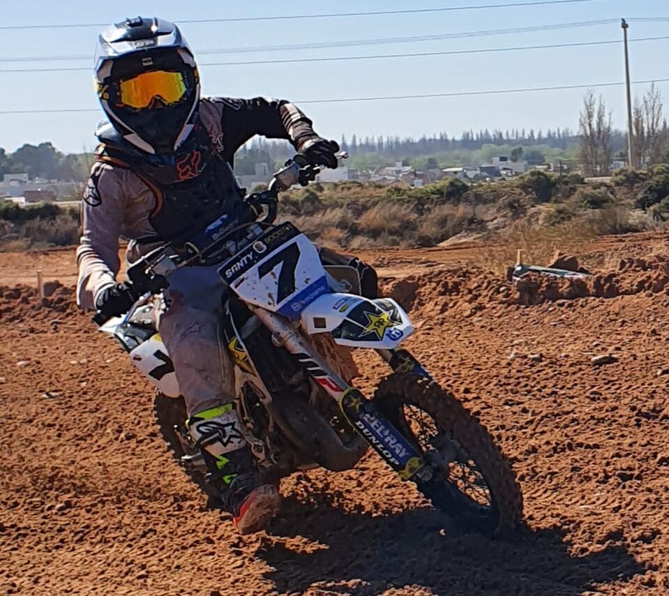 Santino Valdebenito se prepara para Rada Tilly y Zapala