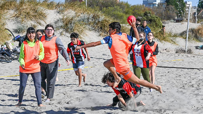 Comienza en Puerto Madryn la Liga Escolar de Playa
