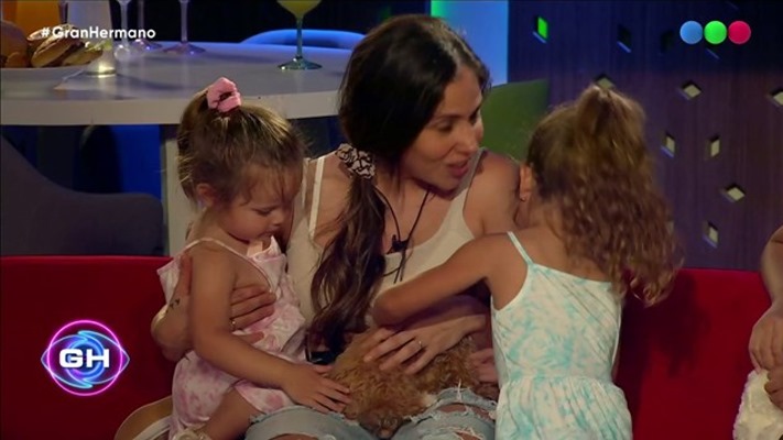 Gran Hermano: El reencuentro de Romina con sus hijas después de 5 meses