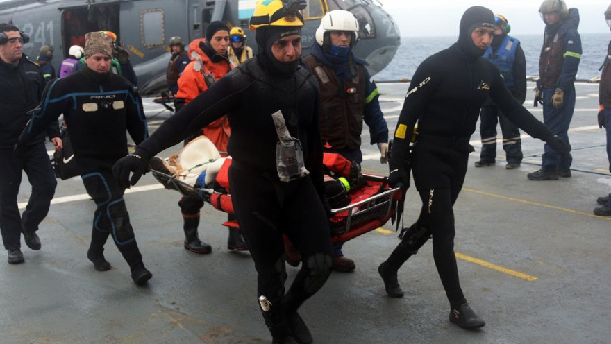 Armada rescató a tripulante del Angelescu cerca de las Islas Georgias del Sur