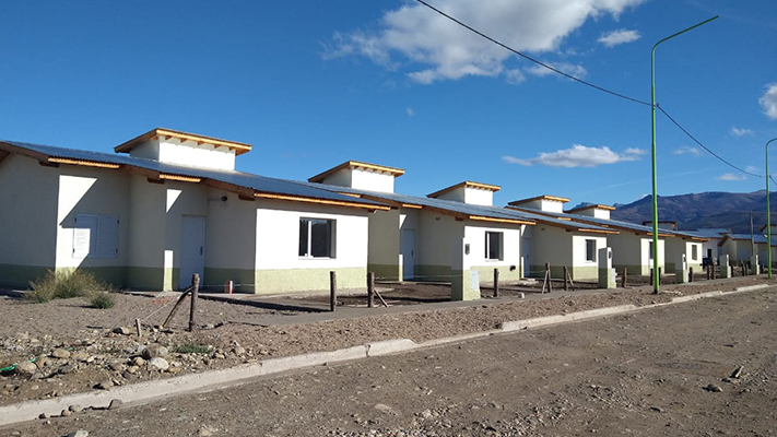 Provincia avanza con la ejecución de viviendas en El Maitén y Lago Puelo