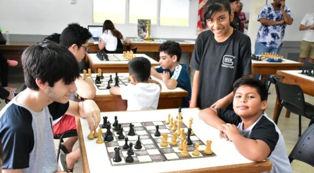 Comienza la 3º Edición del IRT Abierto de Semana Santa Copa “Comodoro ...