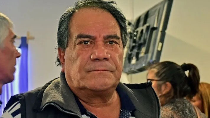 Julián Carrizo asumiría por Matías Mazú