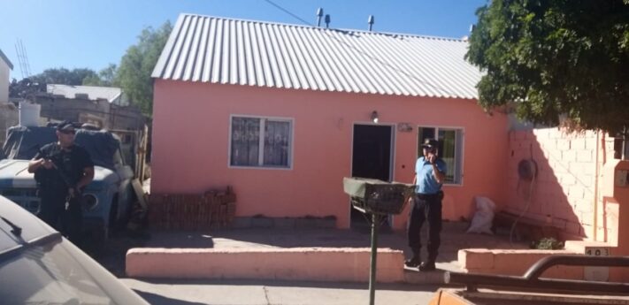 Arma, Atentado, Madryn, NOCHE, policía, seguridad