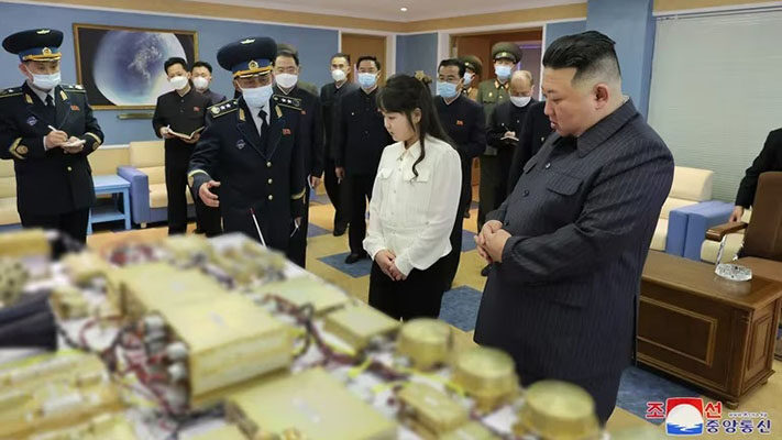 COREA DEL NORTE, Kim Jong Un, satélite espía