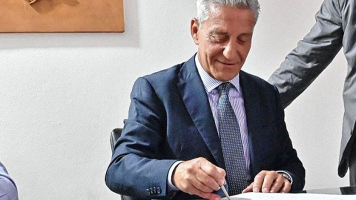 Arcioni confirmó convocatoria a elecciones para el 30 de julio