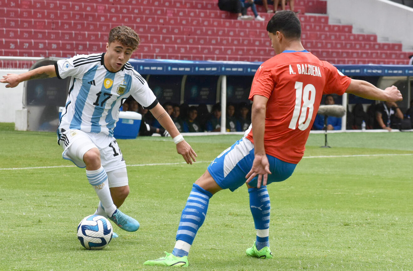 Argentina empató ante Paraguay pero el triunfo de Venezuela, lo clasificó al Mundial