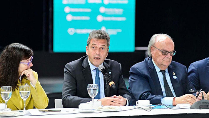 Avanzan las negociaciones con el FMI para fortalecer las reservas