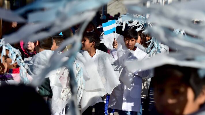 Madryn: Fue suspendido el desfile del 25 de Mayo