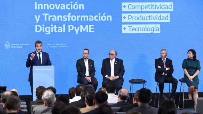 Massa anunció desembolso del BID y el BCIE por u$s130 millones para Pymes