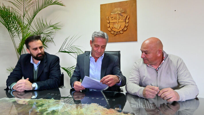 Compañía de Riego, Julián Kresteff, Leandro Cavaco, Mariano Arcioni, Virch