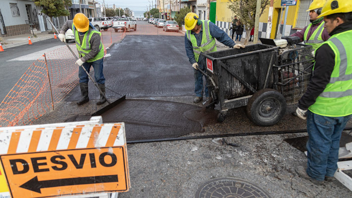 Comodoro avanza con su ambicioso plan de mejoramiento vial