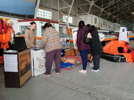 La Prefectura Rawson participó de una Jornada de Puertas Abiertas en Trelew