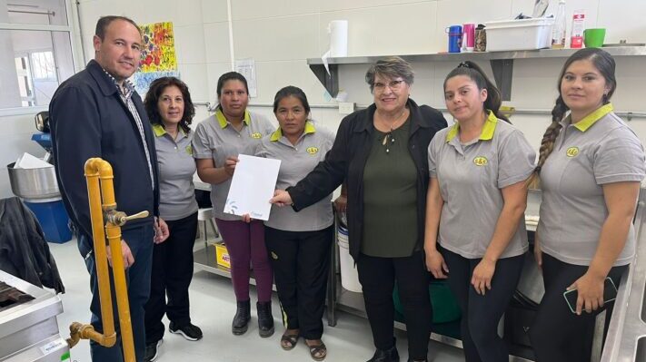 Provincia entregó aporte económico a cooperativa de Puerto Madryn