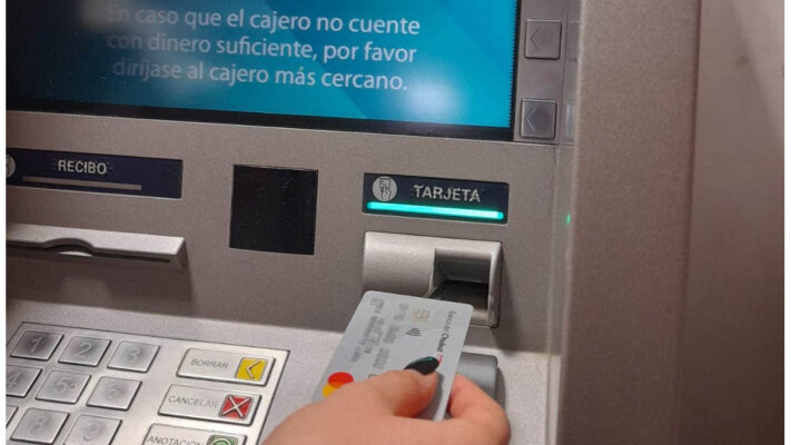 Banco del Chubut, tarjetas de débito