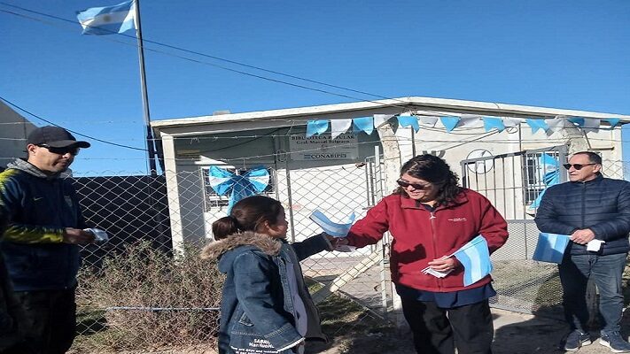 bandera, biblioteca, Madryn, MANUEL BELGRANO