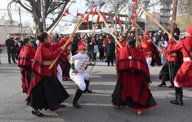 acto, homenaje, Madryn, Miguel de Güemes