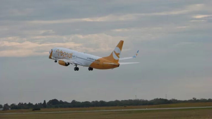DÓLARES, Flybondi, vuelos cancelados